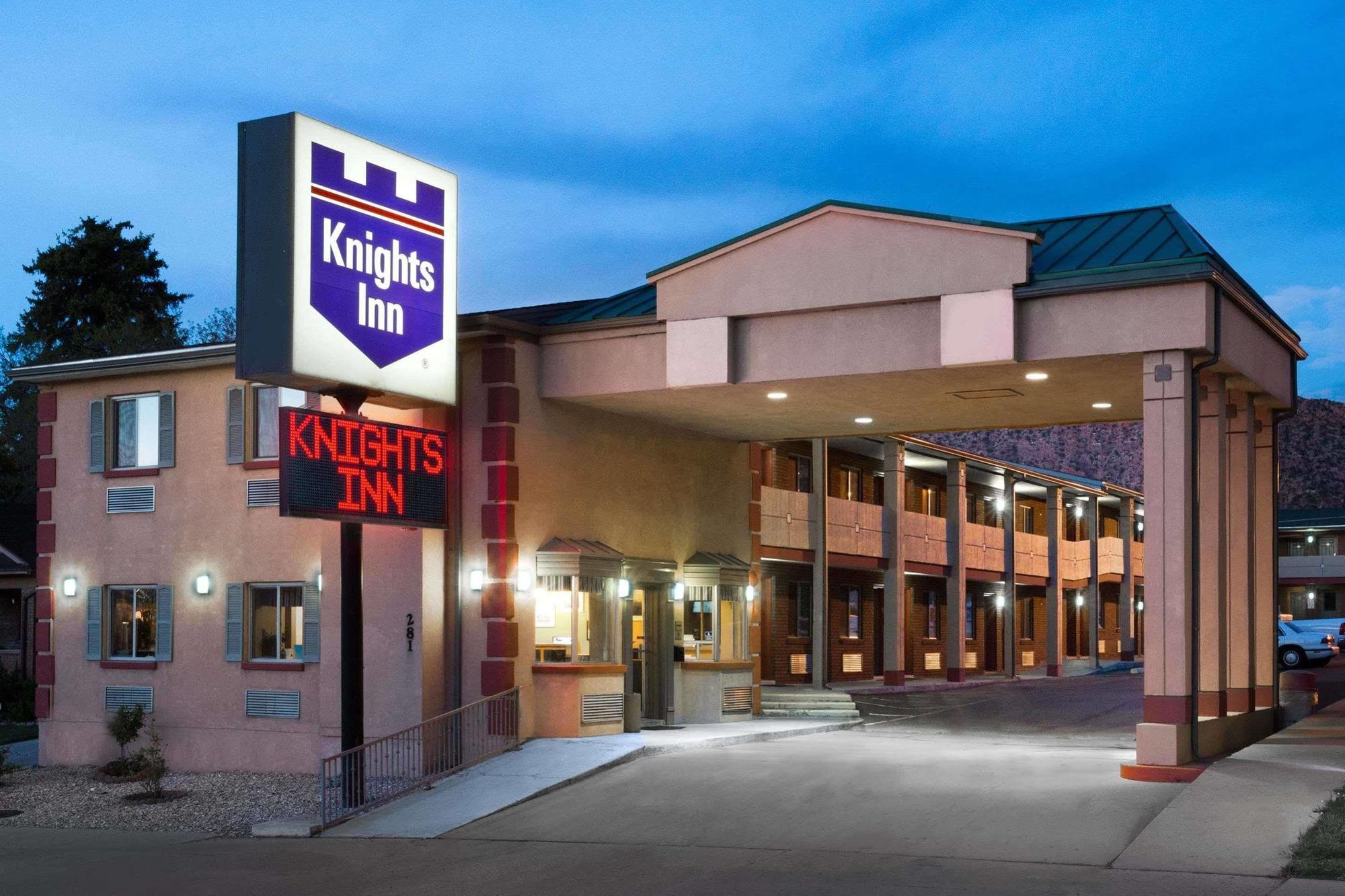 Knights Inn At シーダー・シティ エクステリア 写真